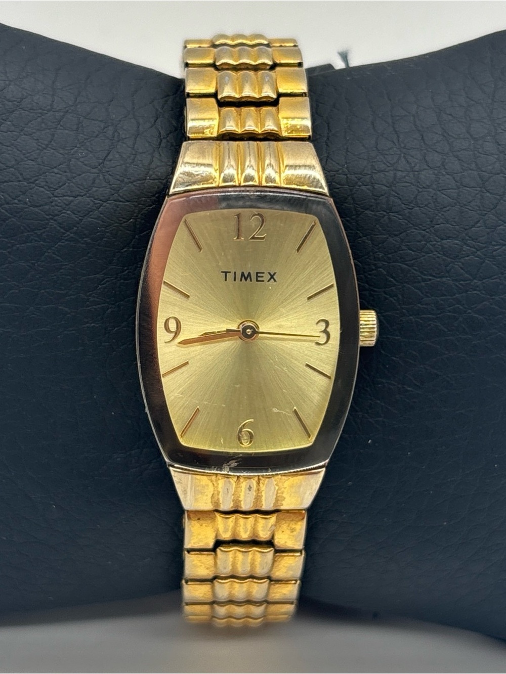 Timex Main Street Gold-Tone Expansion Women's Wristwatch TW2V25600 New Battery